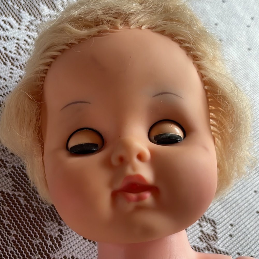 1960’s “Drink & Wet” Doll - Picture 5 of 12